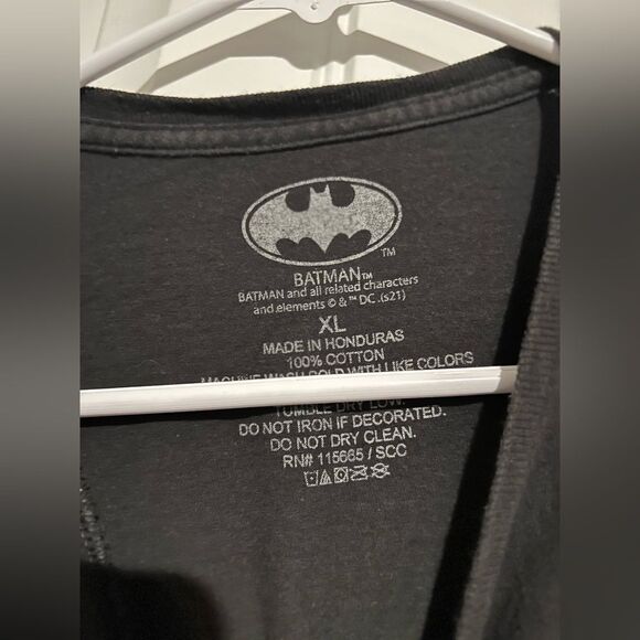 DC Comics Batman Logo Tee For Men - Picture 4 of 6